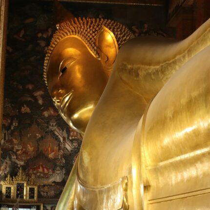Bangkok City Temples Tour – Grand Palace & Enerald Buddha, Wat Pho & Wat Arun